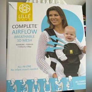 Lillie airflow carrier black